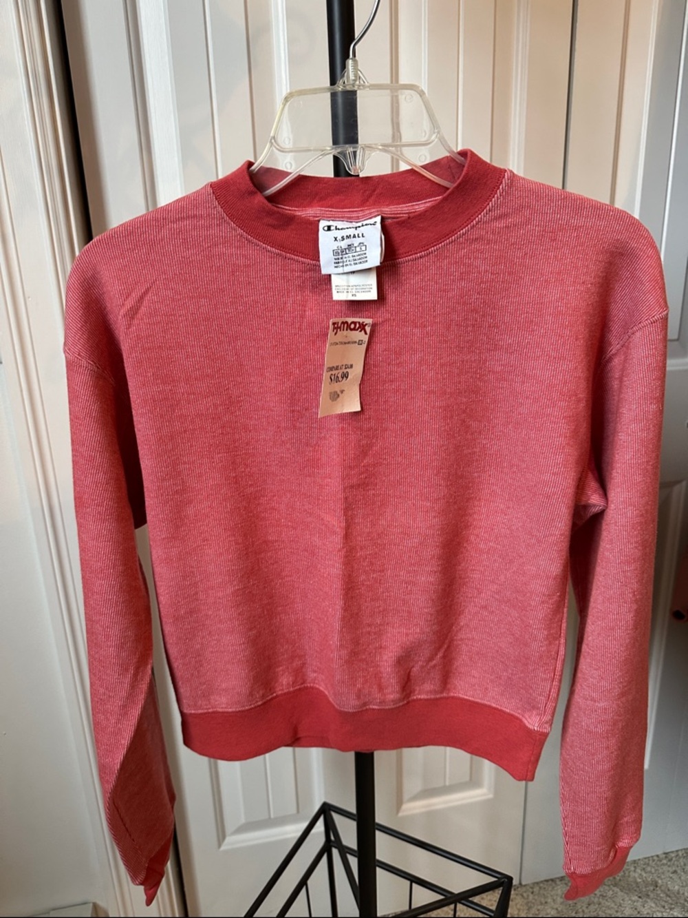 Champion Rose-Red Crewneck Sweatshirt
